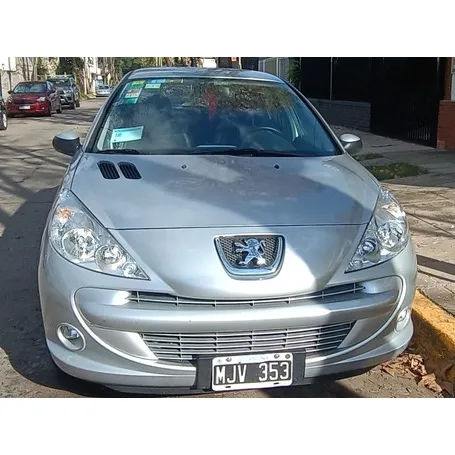 Peugeot 207 1.6 Sedan Feline 106cv