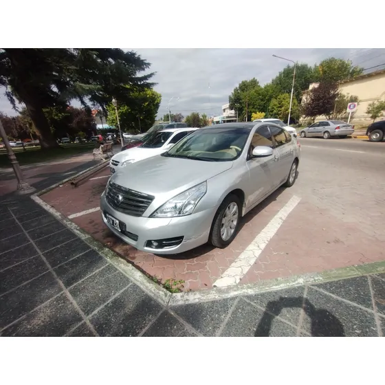 Nissan Teana 2.5 250 Xv