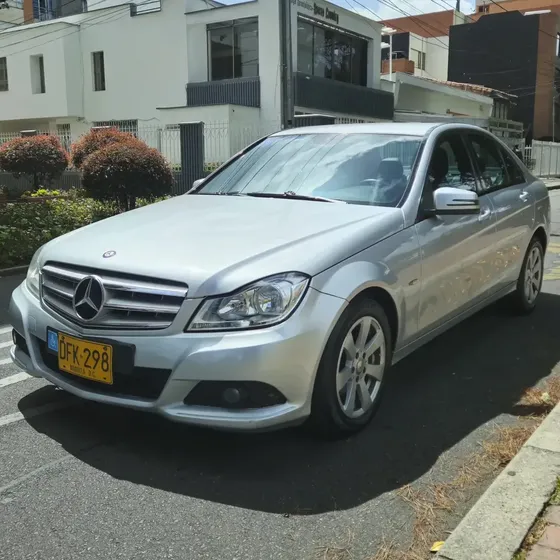 Mercedes-Benz Clase C 2012 1.8 Cgi Blueefficiency