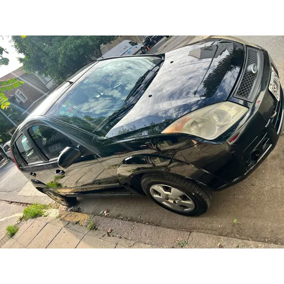 Ford Fiesta 1.6 Ambiente Mp3