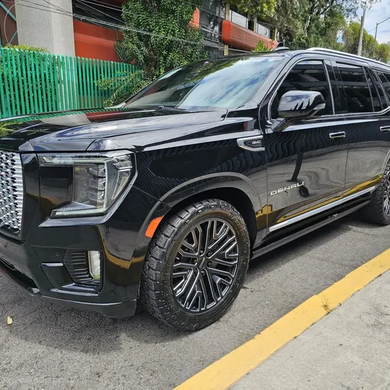 GMC Yukon 2021 6.2 Denali 8 Vel Awd At