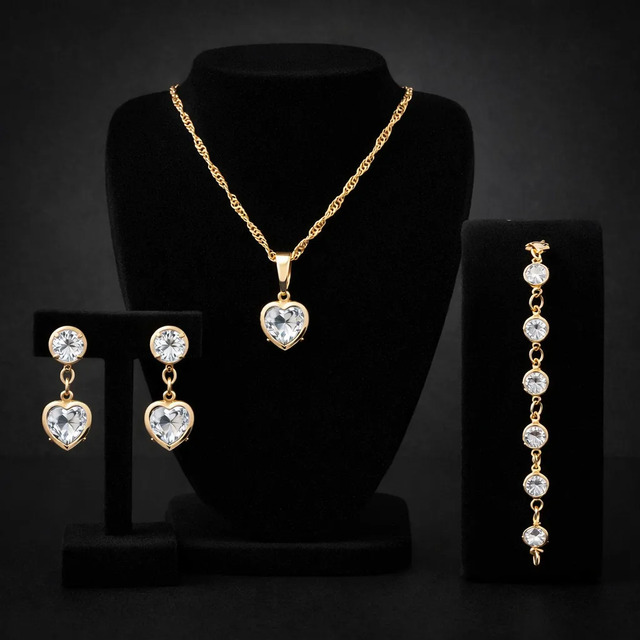 Corrente Feminina+ Pulseira+ Par De Brincos Folheados A Ouro Branco Corrente Feminina+ Pulseira+ Par De Brincos Folheados A Ouro Branco