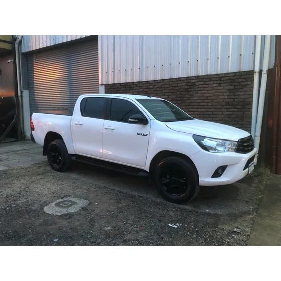 Toyota Hilux Pick-up 2.8 Cd Srv Pack 177cv 4x2