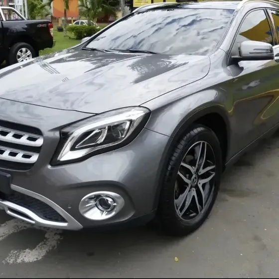 Mercedes-Benz Clase Gla 2018 1.6 200 Urban
