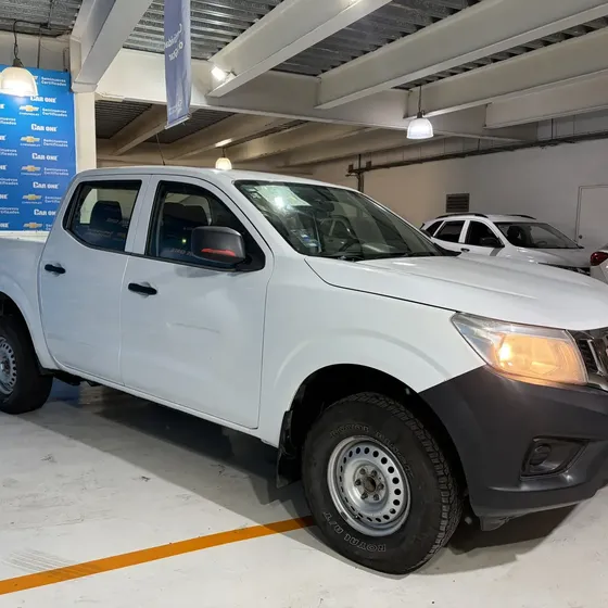 Nissan Np300 2020 2.5 Doble Cabina Se Aa Pack Seg Mt