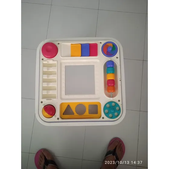 Mesita Didáctica De Juegos Para Bebe Fisher Price Usada 