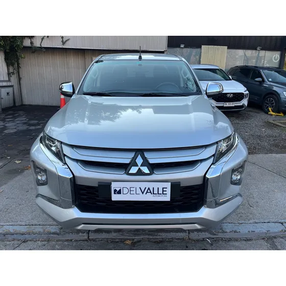 Mitsubishi L200 D/c 4x4 Td Dakar Crs Mt