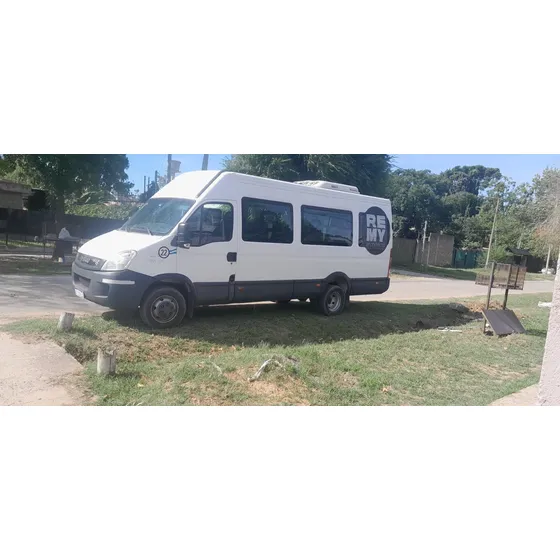 Iveco Daily 3.0 Furgon 40s14 H1 136cv 8m3 3000 Aa
