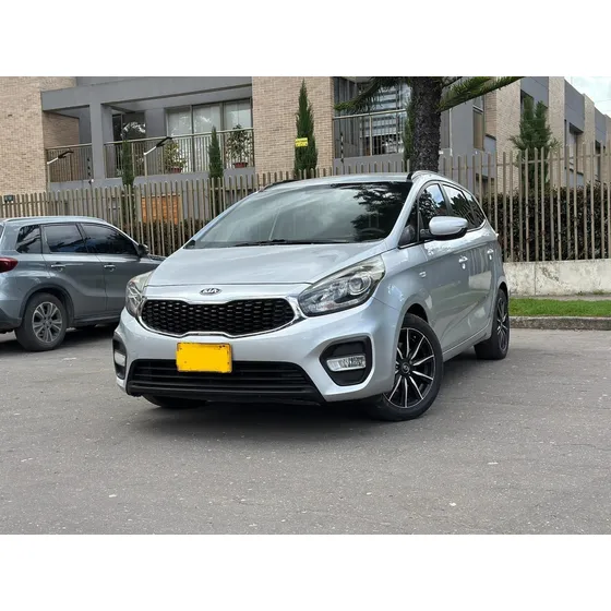 Kia Carens 2.0 Suv Ex Mt