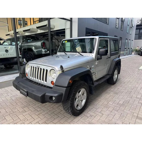 Jeep Wrangler 3.8 Sport
