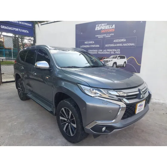 Mitsubishi Montero Sport 2.5