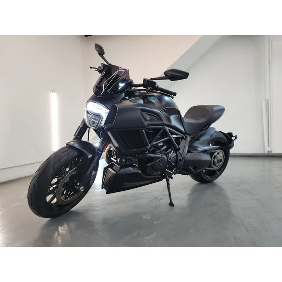 Ducati Diavel 1260 Dark Stealth