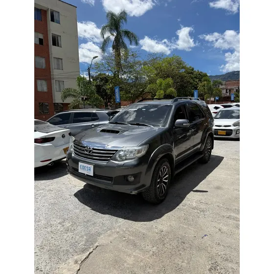 Toyota Fortuner 2016 3.0 Sr5