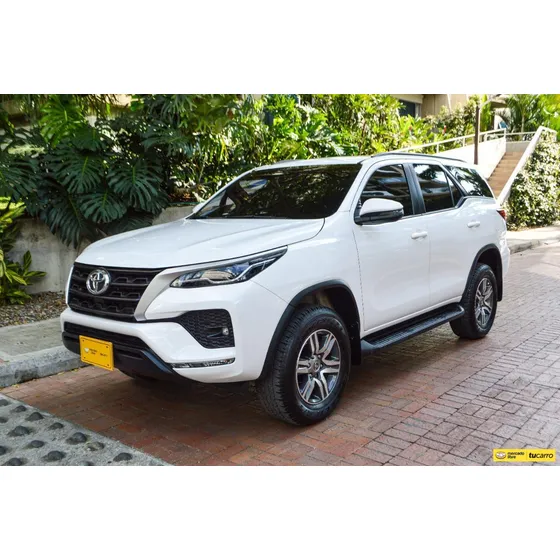 Toyota Fortuner 2.7