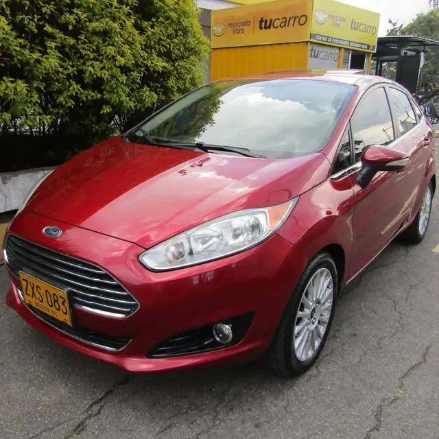 Ford Fiesta 2014 1.6 Titanium At