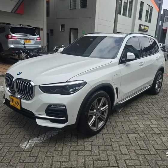BMW X5 2020 3.0 Xdrive45e