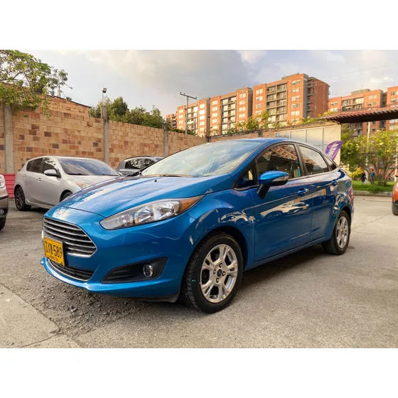 Ford Fiesta 1.6 Sportback Se Mecánica