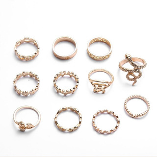 Set De 11 Anillos En Color Dorado Set De 11 Anillos En Color Dorado