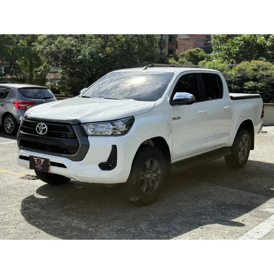 Toyota Hilux 2.4 Diésel 4x4