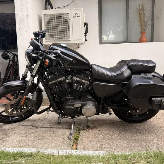 Harley Davidson Iron 883