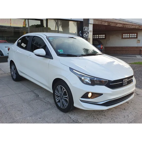 Fiat Cronos 1.8 16v Precision