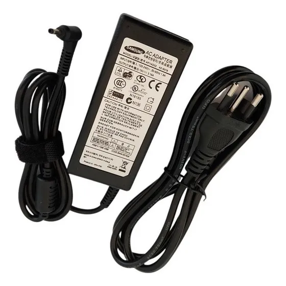 Carregador Samsung Np350xbe Np350xaa Book X40 X45 60w Cor Preto Voltagem De Entrada 110/220v