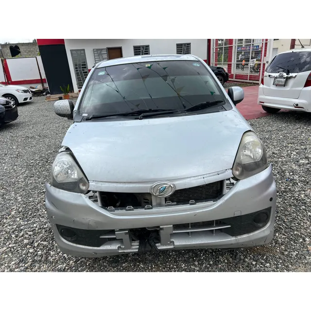 Daihatsu Mira Japones