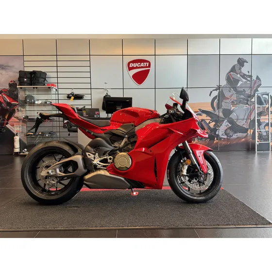 Ducati Panigale V4 2025