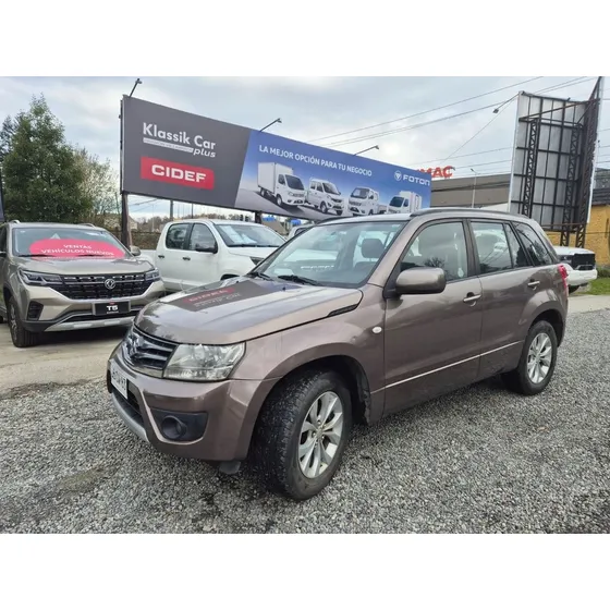 Suzuki Grand Nomade Nomade 2wd 2.4 Mt
