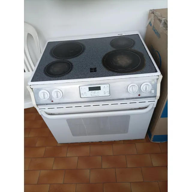 Cocina Electrica Usada 4 Hornillas