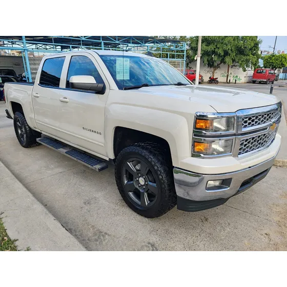 Chevrolet Cheyenne 5.4 2500 Doble Cab Lt Z71 4x4 At