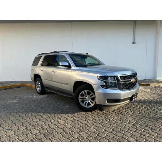 Chevrolet Tahoe 5.3 V8 Lt Piel 2a Fila Asientos At