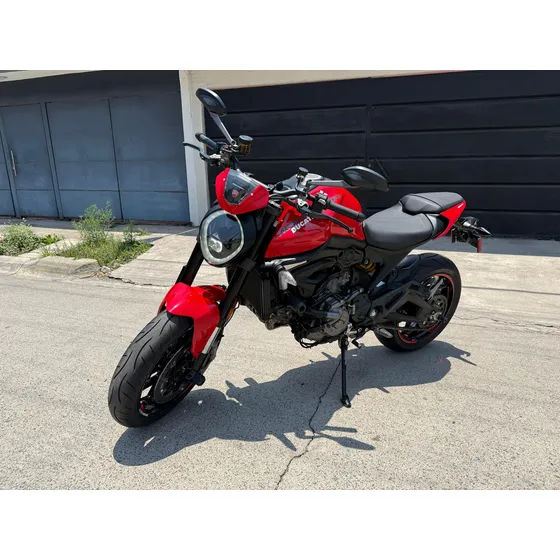 Ducati Monster 937cc