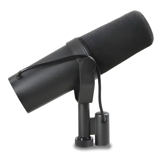 Micrófono dinámico Shure SM7B estudio podcast color negro sonido profesional aislamiento ruido versátil | Cuotas sin interés