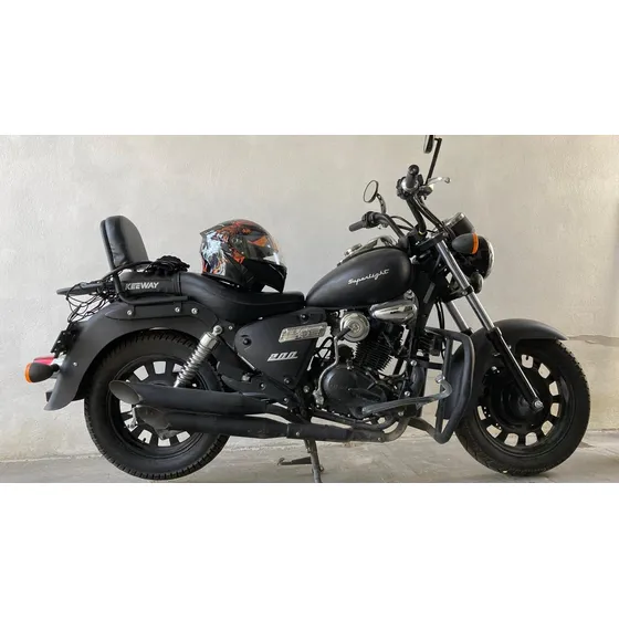 Keeway Superlight 200