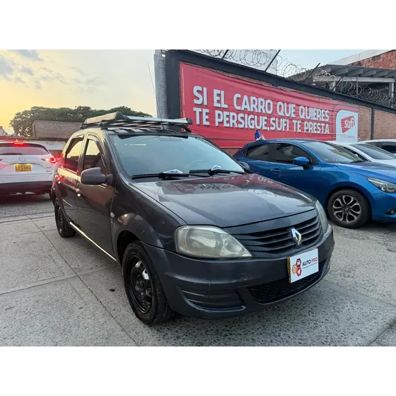 Renault Logan 2012 Familier