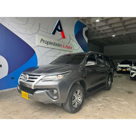 Toyota Fortuner 2.8