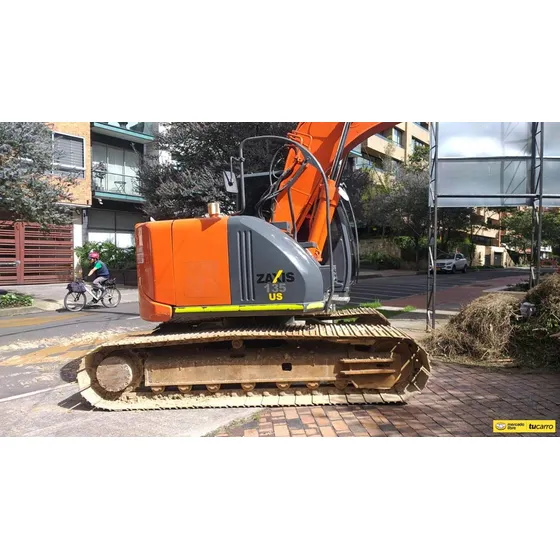 Retroexcabadora Hitachi Zx 135 Us