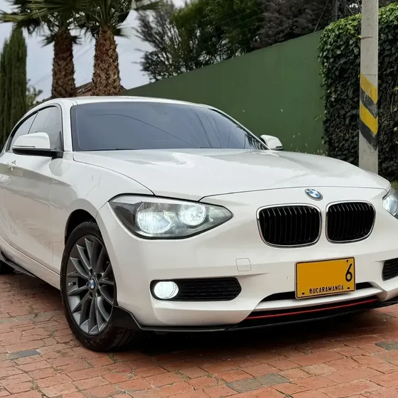 BMW Serie 1 2014 1.6 116i F21 Sport Line