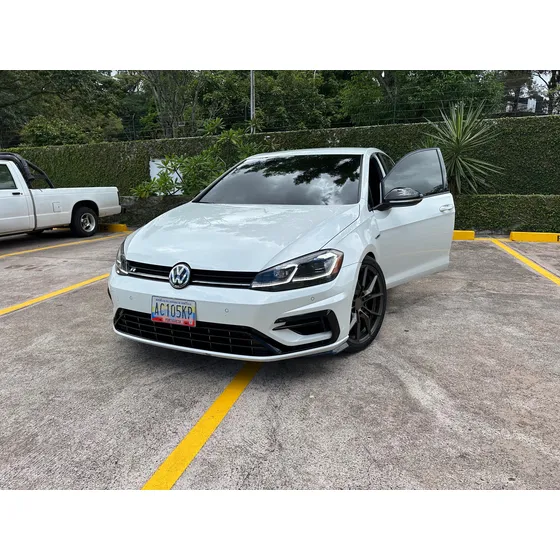 Volkswagen Golf R R