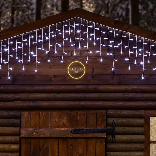 Cascata Led Prova D'água Natal 400 Leds Fixa 127/220v 31v 9,5m Voltagem 127/220v Cor Das Luzes Branca Fria Luz LED Decor Uso Externo 31v