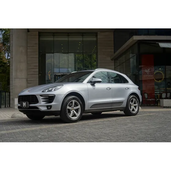 Porsche Macan R4