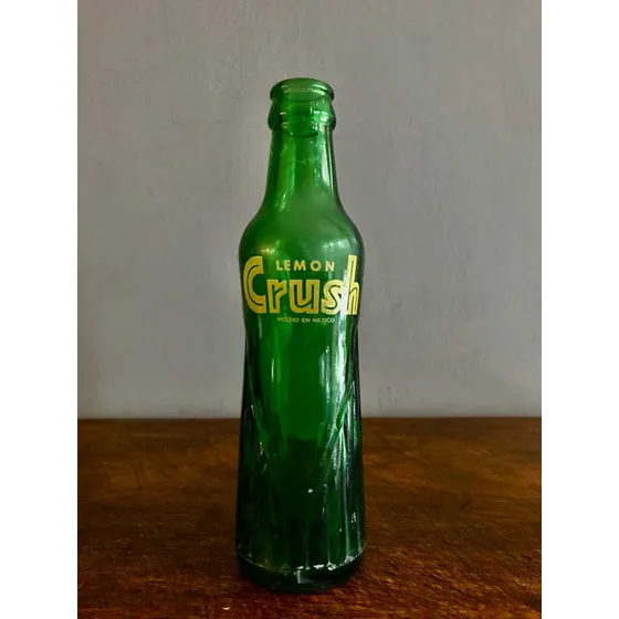 Antigua Botella De 1/4 Chica Refresco Lemon Crush Verde !!!