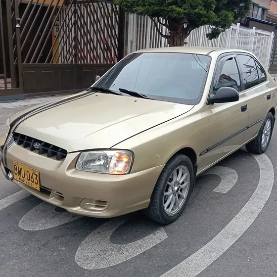 Hyundai Accent 2003 1.5 Gls 4 P