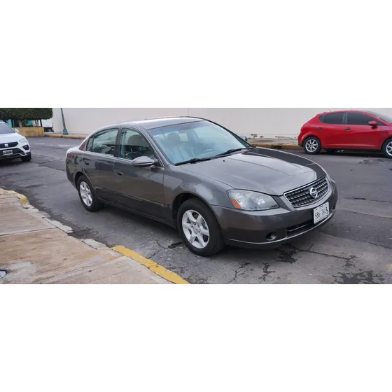 Nissan Altima 2.5 Advance Cvt