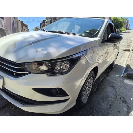 Fiat Cronos 1.0 Flex 4p