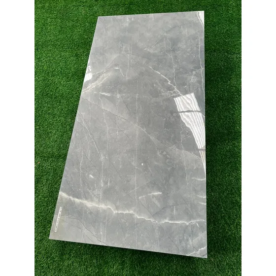 Porcelanato Gris Formato Grande