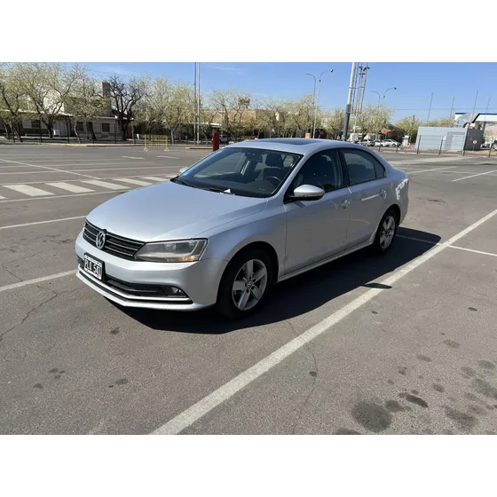 Volkswagen Vento 2.5 Advance Plus 170cv Tiptronic