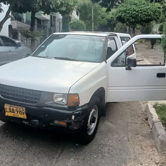 Chevrolet Luv 1990 2300 Cabinada