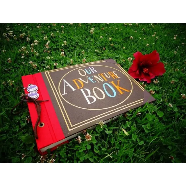 Nuestro Libro De Aventuras - Our Adventure Book Up! Grande